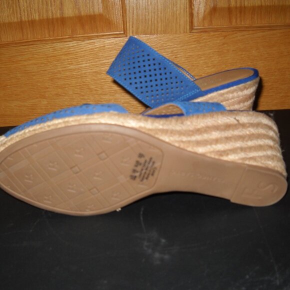 Franco Sarto Blue Wedge Espadrille MINT2 - Size 10 - Picture 3 of 5